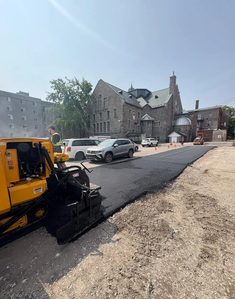 Commercial asphalt Boucherville Brossard