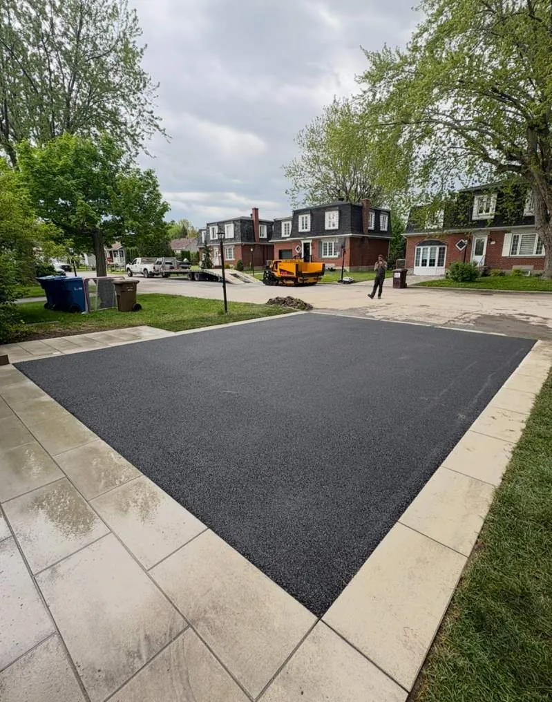 Stationnement asphalte Boucherville Brossard